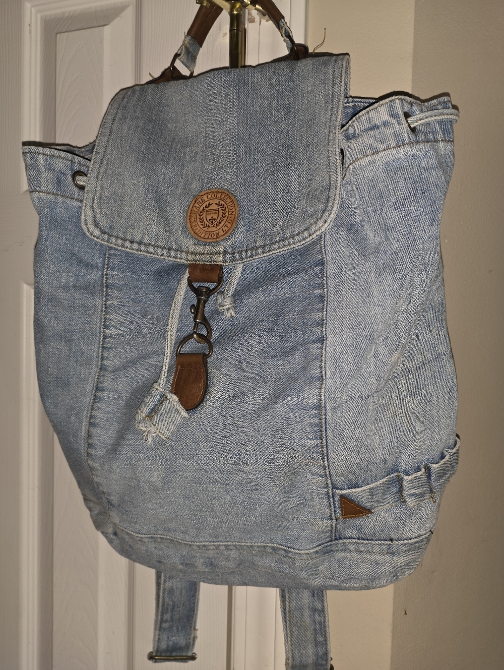 Vintage 80s Shane Collection Light Blue Denim Backpack/Rucksack